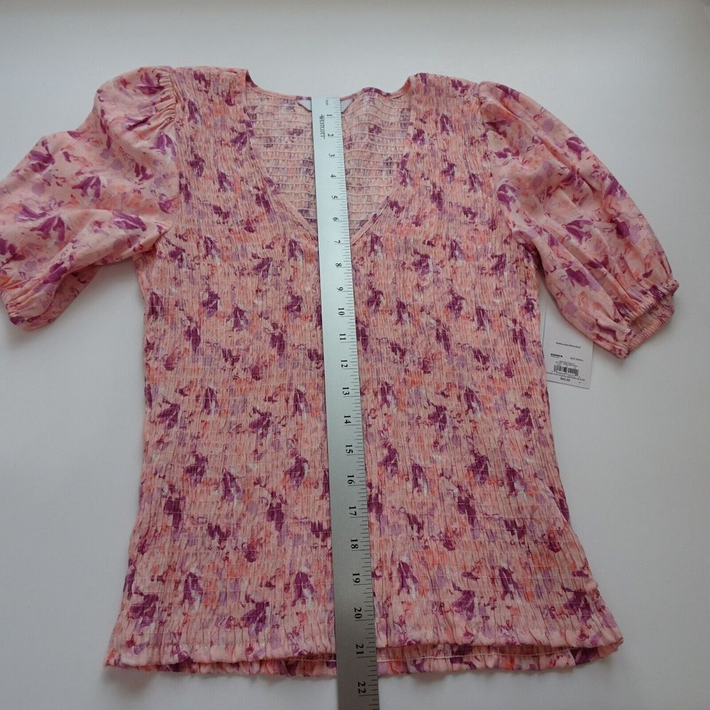 💰3/$25 Nine West Women's Blouse Elbow Puff Sleeve Smocked Pink Top V-Neck NWT S - Picture 11 of 13
